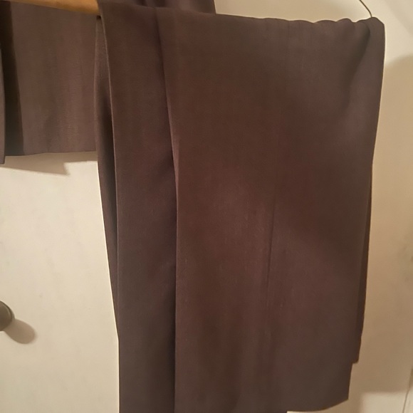 Le Suit work suit - Picture 3 of 3